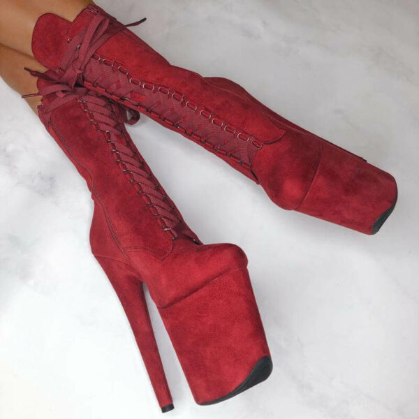 Hella Heels Babydoll rode paaldanshakken op marmer ondergrond